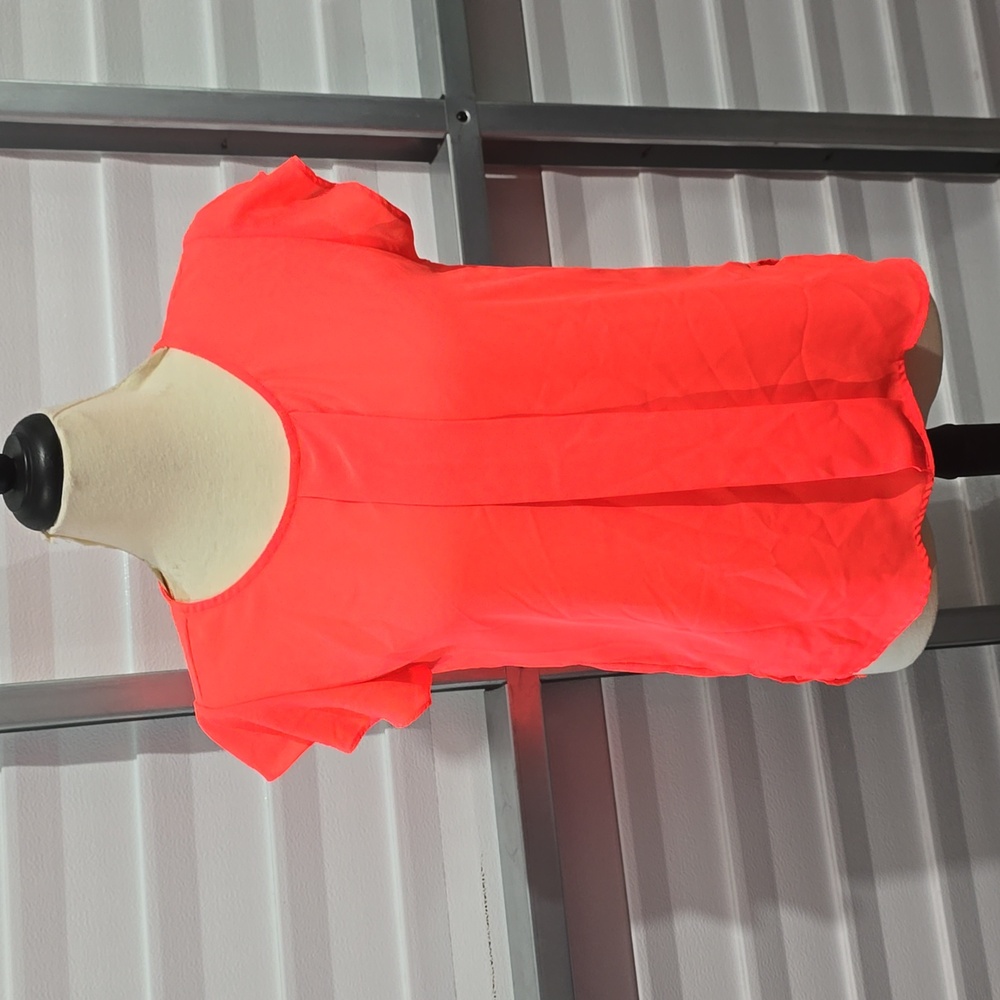 E&M Blouse Size Large